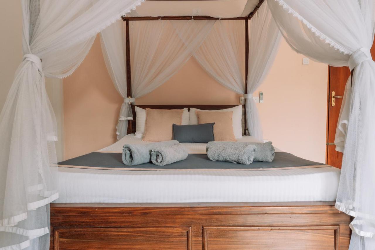 Rise - Bed & Breakfast Weligama Ngoại thất bức ảnh