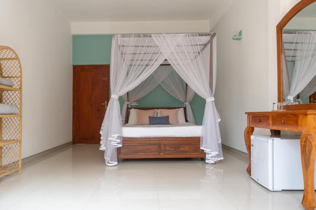 Rise - Bed & Breakfast Weligama Ngoại thất bức ảnh